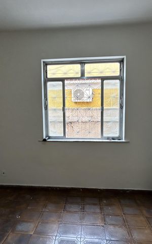 Casa à venda com 90m², 2 quartos e 1 vagaSala