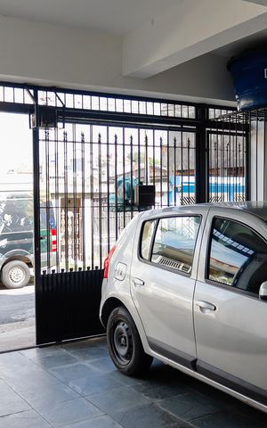 Casa à venda com 100m², 2 quartos e 3 vagasGaragem