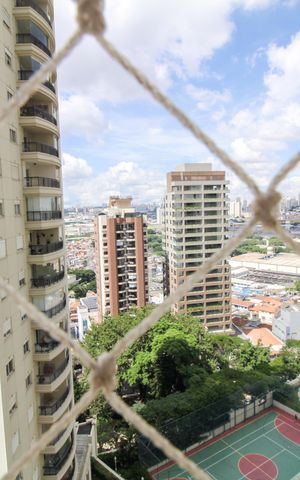 Apartamento à venda com 101m², 2 quartos e 2 vagasVistas