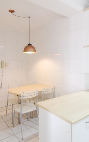 Apartamento à venda com 101m², 2 quartos e 2 vagasCozinha