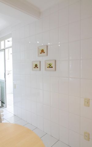 Apartamento à venda com 101m², 2 quartos e 2 vagasCozinha