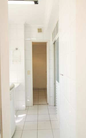 Apartamento à venda com 101m², 2 quartos e 2 vagasÁrea de Serviço - Banheiro 4