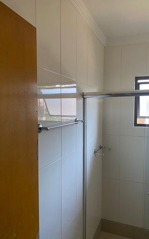 Apartamento para alugar com 80m², 2 quartos e 1 vaga Apartamento para alugar com 80m², 2 quartos e 1 vagaBanheiro
