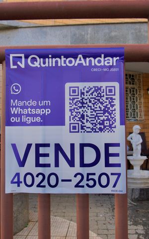 Casa para alugar com 568m², 8 quartos e 6 vagas Casa para alugar com 568m², 8 quartos e 6 vagasPlaca QuintoAndar
