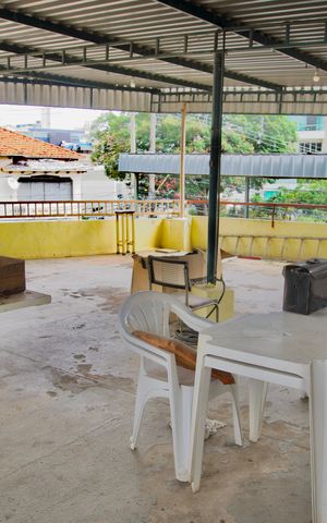 Casa para alugar com 568m², 8 quartos e 6 vagas Casa para alugar com 568m², 8 quartos e 6 vagasTerraço