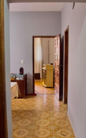 Casa para alugar com 568m², 8 quartos e 6 vagas Casa para alugar com 568m², 8 quartos e 6 vagasCorredor