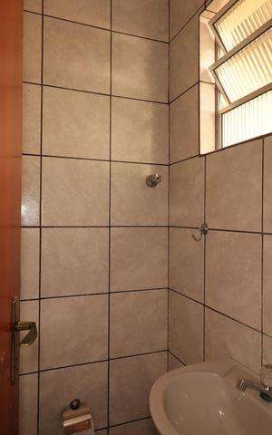 Casa à venda com 151m², 2 quartos e 2 vagasLavabo da casa 2