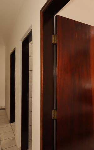 Casa à venda com 151m², 2 quartos e 2 vagasCorredor