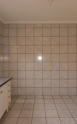 Casa à venda com 151m², 2 quartos e 2 vagasCozinha da casa 2