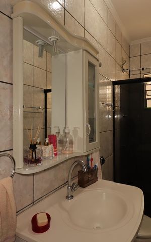 Casa à venda com 151m², 2 quartos e 2 vagasBanheiro
