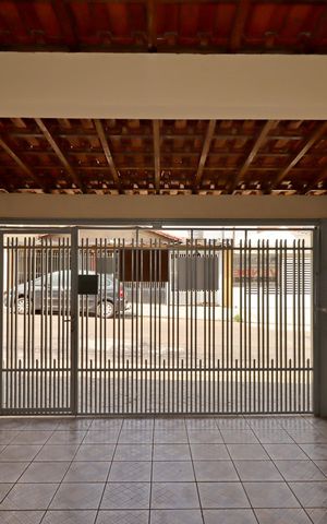Casa à venda com 151m², 2 quartos e 2 vagasGaragem