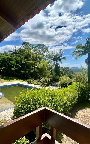 Casa de condomínio para alugar com 555m², 5 quartos e 5 vagas Casa de condomínio para alugar com 555m², 5 quartos e 5 vagasSuíte Varanda