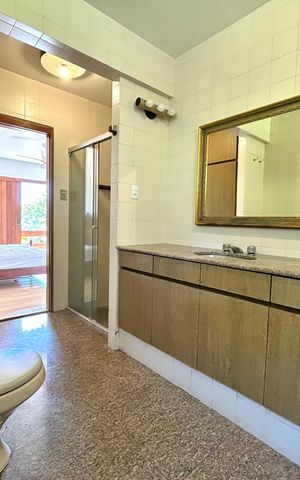 Casa de condomínio para alugar com 555m², 5 quartos e 5 vagas Casa de condomínio para alugar com 555m², 5 quartos e 5 vagasBanheiro Suíte