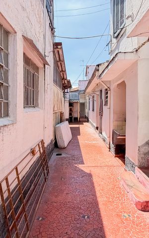 Casa à venda com 300m², 3 quartos e 2 vagasÁrea Externa