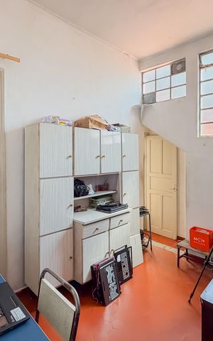 Casa à venda com 300m², 3 quartos e 2 vagasCorredor