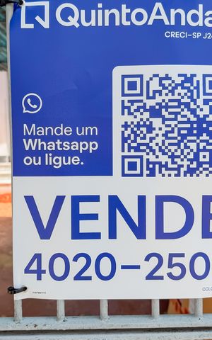 Casa à venda com 300m², 3 quartos e 2 vagasPlaquinha