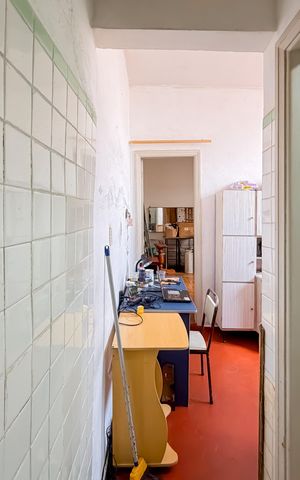 Casa à venda com 300m², 3 quartos e 2 vagasCorredor