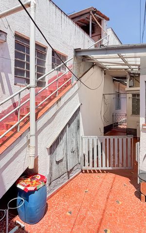 Casa à venda com 300m², 3 quartos e 2 vagasÁrea Externa