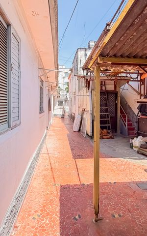 Casa à venda com 300m², 3 quartos e 2 vagasÁrea Externa