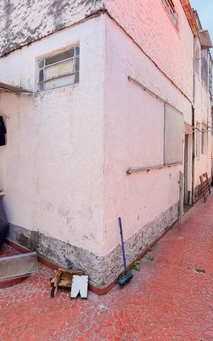 Casa à venda com 300m², 3 quartos e 2 vagasÁrea Externa