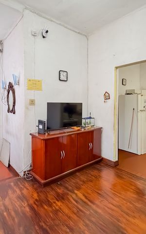 Casa à venda com 300m², 3 quartos e 2 vagasSala