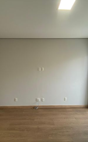 Apartamento à venda com 245m², 4 quartos e 4 vagas Apartamento à venda com 245m², 4 quartos e 4 vagasSuíte 2