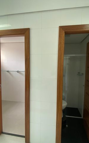 Apartamento à venda com 245m², 4 quartos e 4 vagas Apartamento à venda com 245m², 4 quartos e 4 vagasÁrea de Serviço