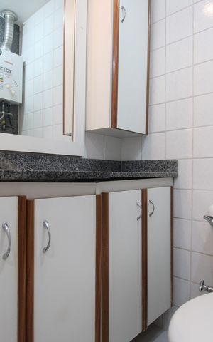 Apartamento para alugar com 67m², 2 quartos e 1 vagaBanheiro