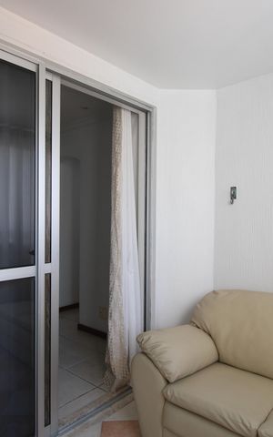 Apartamento para alugar com 67m², 2 quartos e 1 vagaSala - Varanda