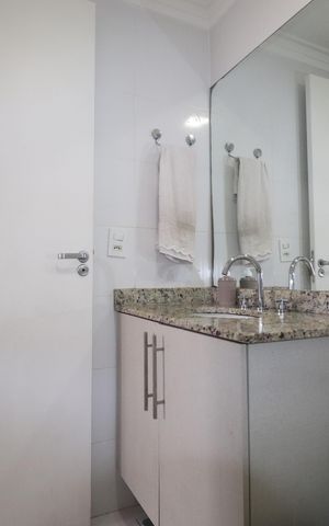 Apartamento à venda com 75m², 3 quartos e 2 vagasBanheiro 2