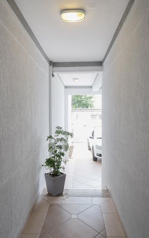 Casa à venda com 240m², 4 quartos e 4 vagas