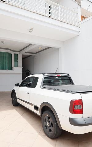 Casa à venda com 240m², 4 quartos e 4 vagas Casa à venda com 240m², 4 quartos e 4 vagasGaragem