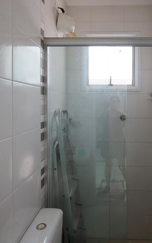 Casa à venda com 240m², 4 quartos e 4 vagas Casa à venda com 240m², 4 quartos e 4 vagasBanheiro 5