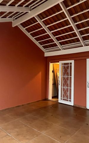 Casa de condomínio à venda com 163m², 4 quartos e 4 vagas
