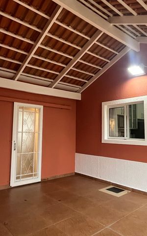 Casa de condomínio à venda com 163m², 4 quartos e 4 vagas