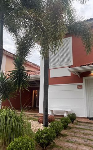Casa de condomínio à venda com 163m², 4 quartos e 4 vagas