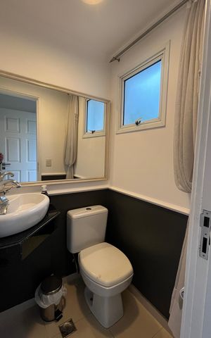 Casa de condomínio à venda com 163m², 4 quartos e 4 vagas