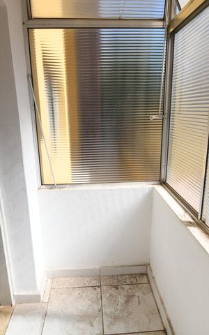 Apartamento à venda com 65m², 1 quarto e sem vagaÁrea de Serviço
