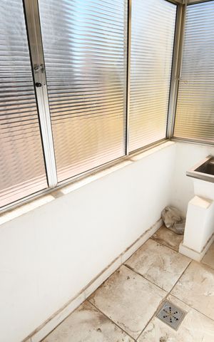 Apartamento à venda com 65m², 1 quarto e sem vagaÁrea de Serviço