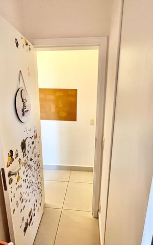 Apartamento à venda com 96m², 3 quartos e 2 vagas Apartamento à venda com 96m², 3 quartos e 2 vagasQuarto 2