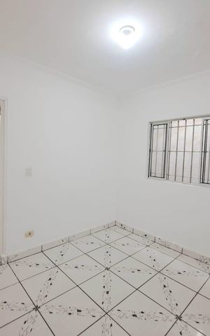 Casa à venda com 198m², 3 quartos e 1 vaga Casa à venda com 198m², 3 quartos e 1 vagaSala