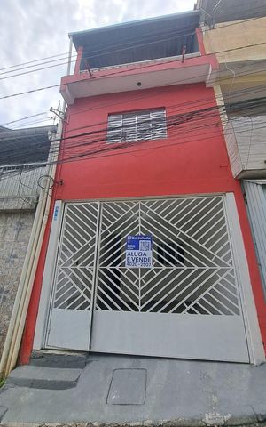 Casa à venda com 198m², 3 quartos e 1 vaga Casa à venda com 198m², 3 quartos e 1 vagaFachada