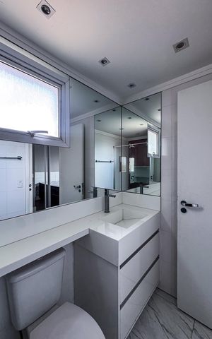 Apartamento à venda com 91m², 2 quartos e 2 vagas Apartamento à venda com 91m², 2 quartos e 2 vagasBanheiro da Suíte