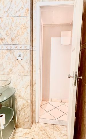 Apartamento à venda com 70m², 2 quartos e 1 vagaBanheiron