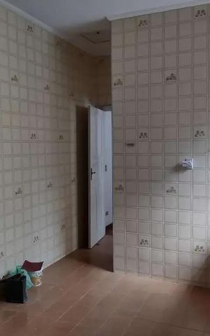 Casa à venda com 100m², 3 quartos e 2 vagas Casa à venda com 100m², 3 quartos e 2 vagasCozinha