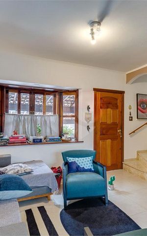 Casa de condomínio à venda com 111m², 3 quartos e 1 vaga