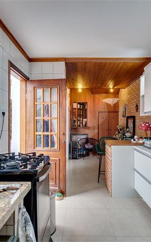 Casa de condomínio à venda com 111m², 3 quartos e 1 vaga