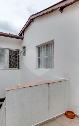 Casa de condomínio à venda com 111m², 3 quartos e 1 vaga