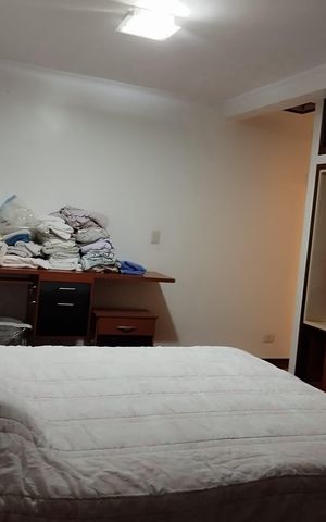 Casa à venda com 136m², 4 quartos e 2 vagas Casa à venda com 136m², 4 quartos e 2 vagasQuarto
