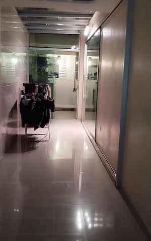 Casa à venda com 136m², 4 quartos e 2 vagas Casa à venda com 136m², 4 quartos e 2 vagasÁrea de serviço